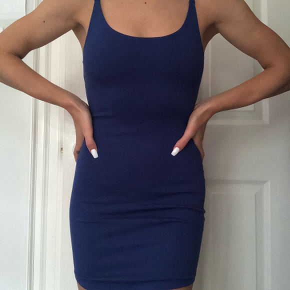 Dresses and Rompers - Picture 8 of 9